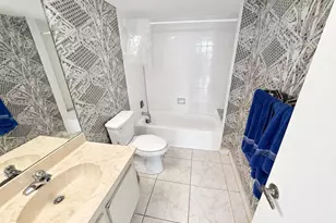 525 N Ocean Blvd, Pompano Beach, FL 33062 - Photo 10