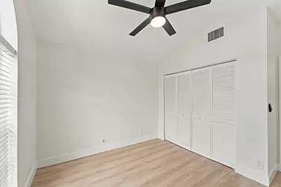 1317 Fairfax Circle E, Boynton Beach, FL 33436 - Photo 24