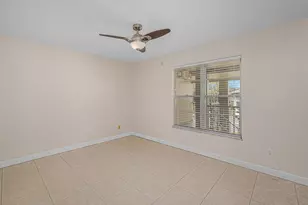16 Lake Vista Trail, Port Saint Lucie, FL 34952 - Photo 18