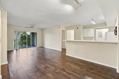 2640 S University Drive #222, Davie, FL 33328 - Photo 6