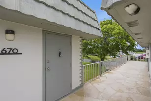 670 Monaco Ct N, Delray Beach, FL 33446 - Photo 4