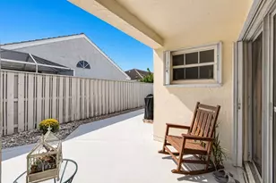7 Governors Ct, Palm Beach Gardens, FL 33418 - Photo 38