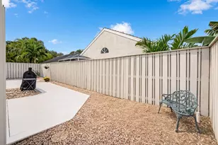 7 Governors Ct, Palm Beach Gardens, FL 33418 - Photo 40