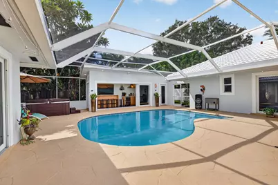 330 SW 75th Avenue, Plantation, FL 33317 - Photo 6