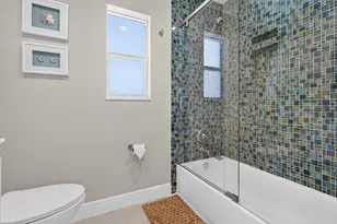 330 SW 75th Ave, Plantation, FL 33317 - Photo 24