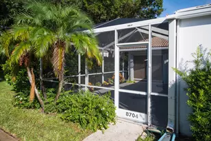 8704 Chapman Oak Ct, Palm Beach Gardens, FL 33410 - Photo 2