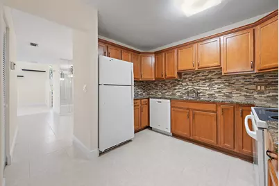 370 Prestwick Circle #2, Palm Beach Gardens, FL 33418 - Photo 20