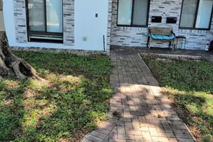 816 SW 12th Ct, Fort Lauderdale, FL 33315 - Photo 1