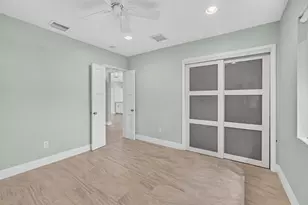 128 Vassar Dr, Lake Worth Beach, FL 33460 - Photo 14