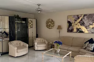 305 Saxony G, Delray Beach, FL 33446 - Photo 4