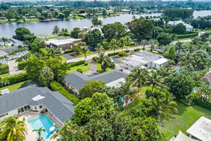7315 W Lake Dr, West Palm Beach, FL 33406 - Photo 38