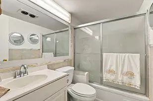 85 Kingswood E, West Palm Beach, FL 33417 - Photo 12