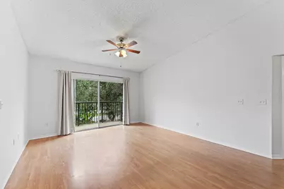 200 Crestwood Court N #211, Royal Palm Beach, FL 33411 - Photo 8