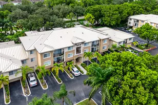 200 Crestwood Ct N, Royal Palm Beach, FL 33411 - Photo 34