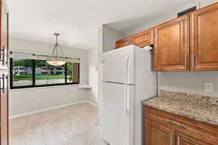 10607 W Clairmont Cir, Tamarac, FL 33321 - Photo 12