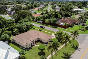 203 Ponce De Leon St, Royal Palm Beach, FL 33411 - Photo 32