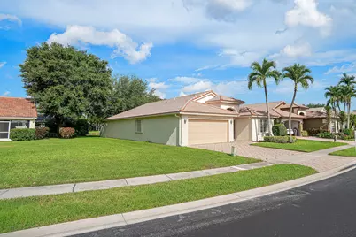 5737 Royal Club Dr. Drive, Boynton Beach, FL 33437 - Photo 2