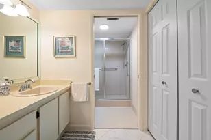9095 Flynn Cir, Boca Raton, FL 33496 - Photo 14