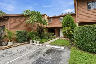 6180 Pine Tree Ln, Tamarac, FL 33319 - Photo 4