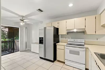 6180 Pine Tree Lane #B, Tamarac, FL 33319 - Photo 38