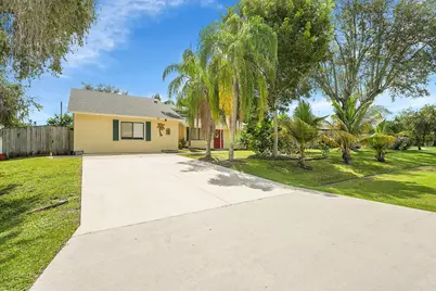 2385 SW Mountwell Street, Port Saint Lucie, FL 34984 - Photo 2