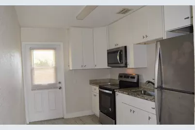 207 Southland Drive #2, Fort Pierce, FL  - Photo 8