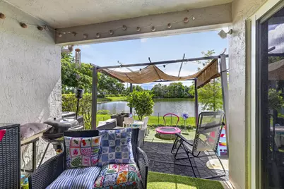 9440 E Plum Harbor Way, Tamarac, FL 33321 - Photo 34