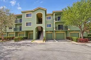 350 Crestwood Cir, Royal Palm Beach, FL 33411 - Photo 1
