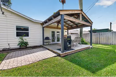 4675 Canal Drive, Lake Worth, FL 33463 - Photo 18