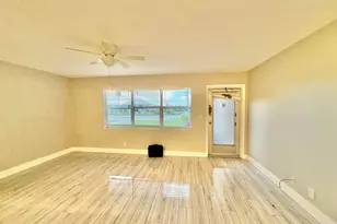 9 Salisbury A, West Palm Beach, FL 33417 - Photo 2
