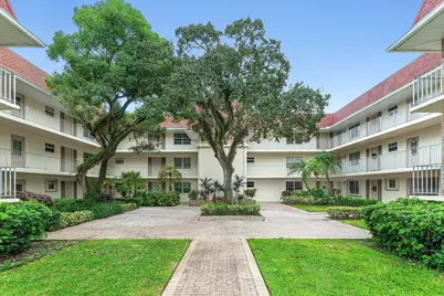 5510 Tamberlane Circle #247, Palm Beach Gardens, FL 33418 - Photo 2