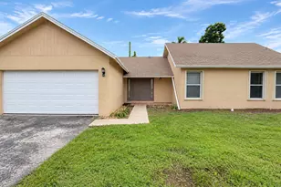 118 Mohigan Cir, Boca Raton, FL 33487 - Photo 2