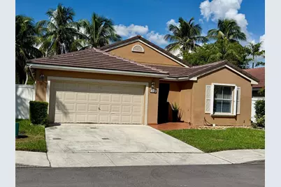 870 NW 166th Avenue, Pembroke Pines, FL 33028 - Photo 2