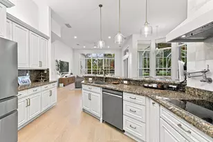 17104 Gulf Pine Cir, Wellington, FL 33414 - Photo 14
