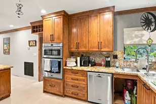 1549 SW 30th Pl, Fort Lauderdale, FL 33315 - Photo 24