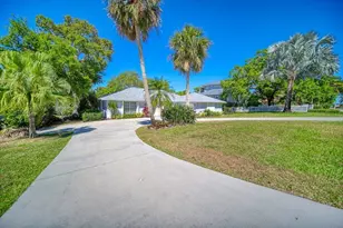21 Middle Rd, Stuart, FL 34996 - Photo 4