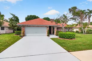 10145 Harbourtown Ct, Boca Raton, FL 33498 - Photo 6