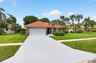 10145 Harbourtown Ct, Boca Raton, FL 33498 - Photo 4