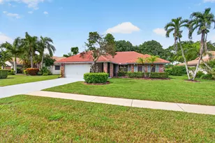 10145 Harbourtown Ct, Boca Raton, FL 33498 - Photo 2