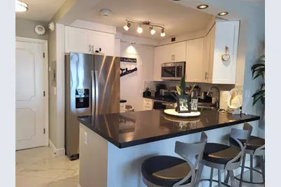 133 N Pompano Beach Boulevard #1109, Pompano Beach, FL 33062 - Photo 6