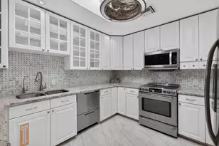 2801 Coral Shores Dr, Fort Lauderdale, FL 33306 - Photo 28