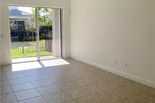 6935 Pines Cir, Coconut Creek, FL 33073 - Photo 6