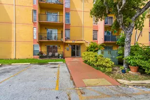 4707 NW 7th St, Miami, FL 33126 - Photo 1