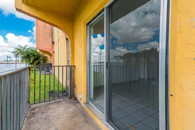 4707 NW 7th Street #110-8, Miami, FL 33126 - Photo 24