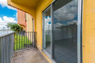 4707 NW 7th St, Miami, FL 33126 - Photo 24