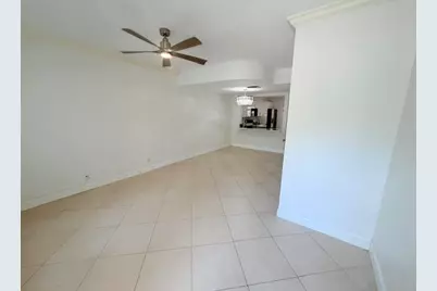 5275 Jamboree Place, Margate, FL 33063 - Photo 10