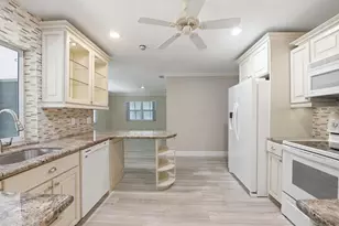 916 Evergreen Dr, North Palm Beach, FL 33408 - Photo 6