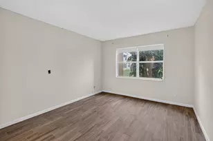 9360 Sunrise Lakes Blvd, Sunrise, FL 33322 - Photo 10