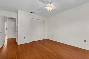 942 SW 113th Terrace, Pembroke Pines, FL 33025 - Photo 22