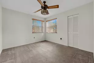 942 SW 113th Terrace, Pembroke Pines, FL 33025 - Photo 24